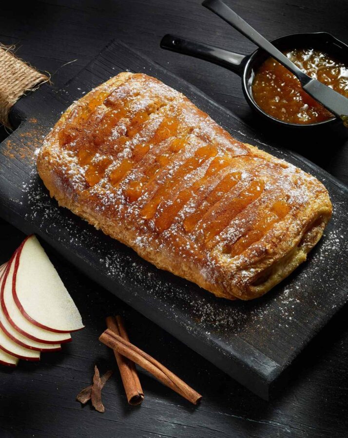 Premium Croissant With Apple 