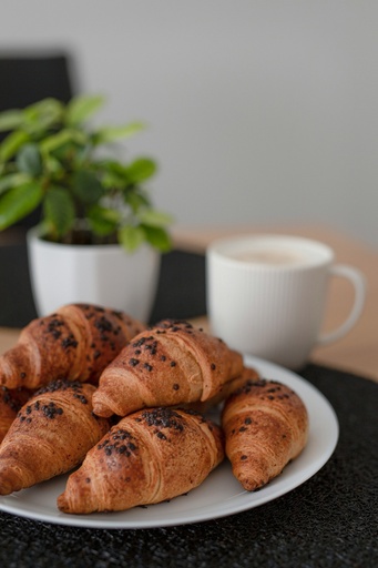 [BAK-CRO-021] Croissant with Praline 