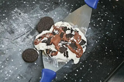 [PR-0274] Papafilipou Cookies & Cream Ice Cream 5L 
