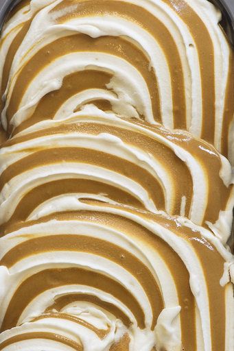 [PR-0358] Papafilipou Sea Salt Carame Ice Creaml 5L