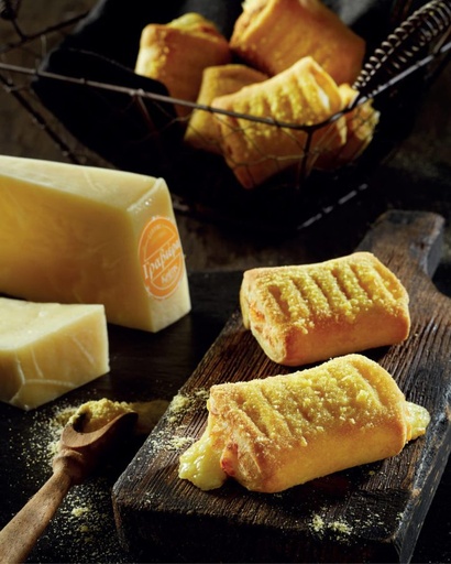 [16-0530] Mini Puff Pastry Cretan Graviera