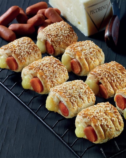 [BAK-MIN-003] Mini Sausage Puff Pastry Pie With Pecorino
