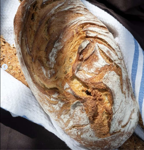 [BAK-BRE-001] Bread Mountain 